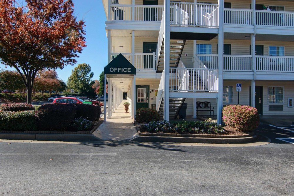 Intown Suites Extended Stay Select Atlanta Ga -Smyrna Exterior photo